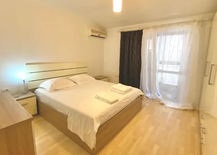 Apartamento Sunlit Heaven In Tirana